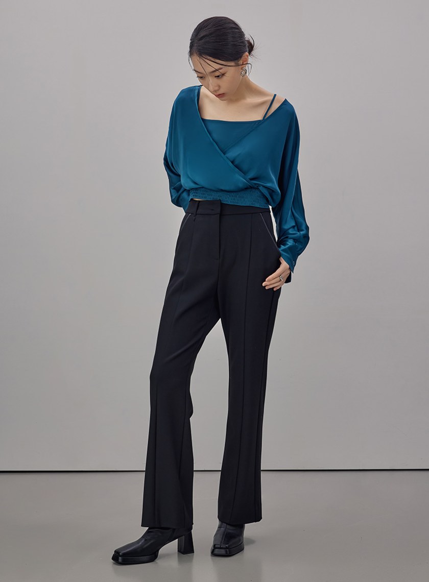 假兩件式光澤交叉上衣